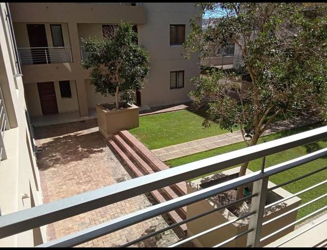 2 BEDROOM PROPERTY TO RENT IN LA COLLINE